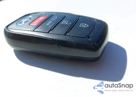 2025 Toyota Rav4 Hybrid Xle from USA, damaged, VIN 4T3RWRFV2SU177001